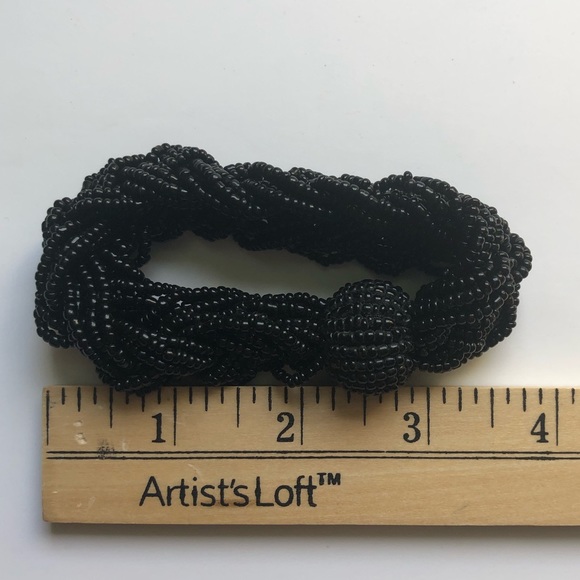 Black beaded elastic bracelet - Picture 6 of 12